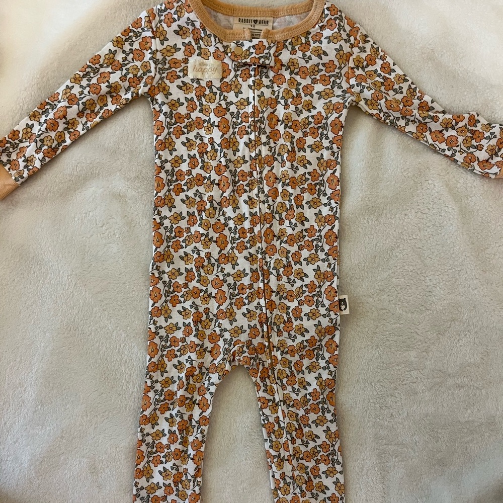 Floral, stretchy and super comfy full sleeves bodysuit for 12 month old.